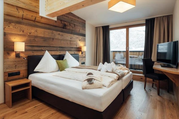 alpenjuwel_residenz_serfaus_160419_16628_8.JPG